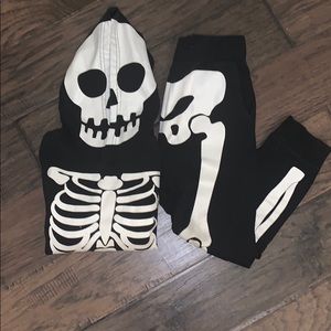 H&m skeleton tracksuit